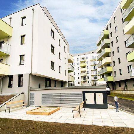 Green & Cozy Apartment - 15 Min To City Center Bécs Kültér fotó